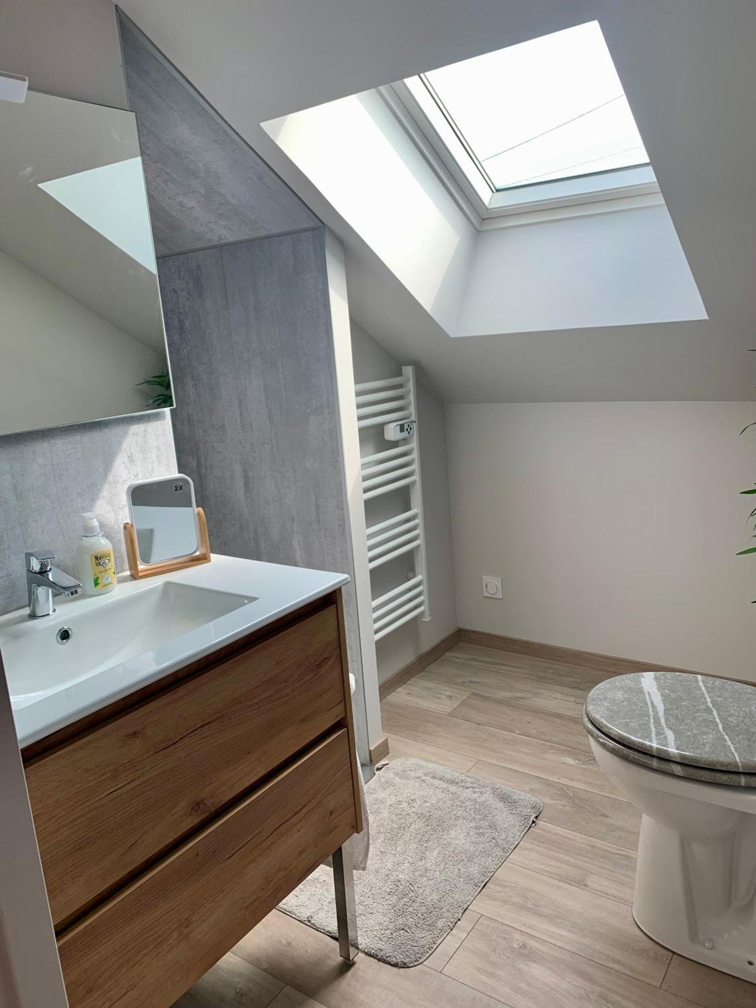 "Le 35" Maison Renovee Avec Jardin Proche Centre ラモット・ブーヴロン エクステリア 写真