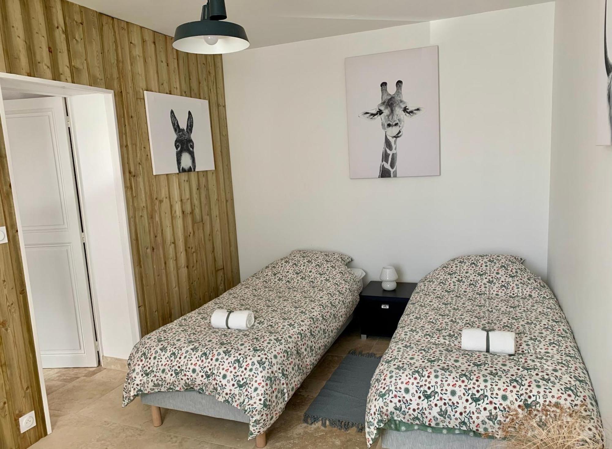 "Le 35" Maison Renovee Avec Jardin Proche Centre ラモット・ブーヴロン エクステリア 写真